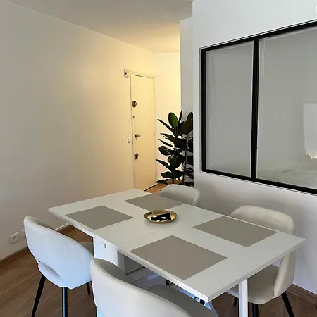 2 Pieces Proche De Cannes Apartment *